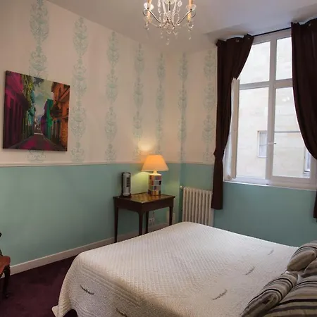 Maison D'hotes En Ville בית הארחה בורדו